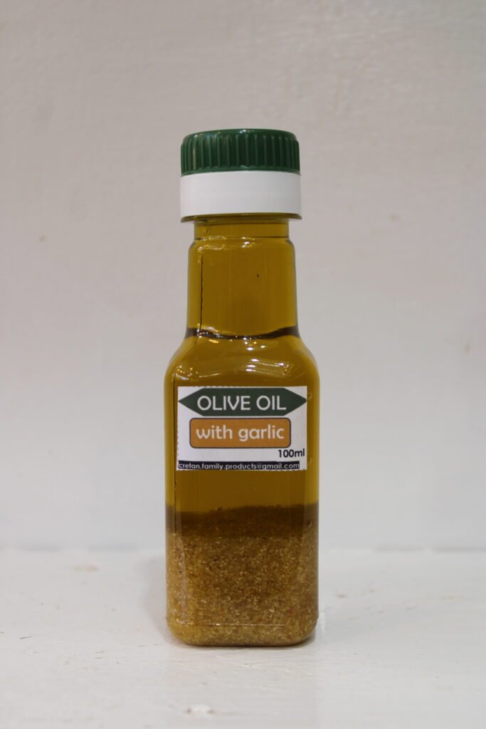 Olive oil with Garlic (100ml)